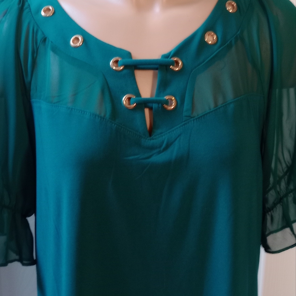 ADELE & MAY, Chic Green Blouse with Ruffle Sleeves, Size Xl - Picture 3 of 11